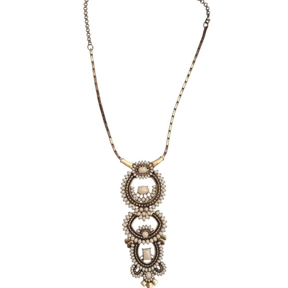 Stella & Dot Havana Boho Pendant Statement Necklace Gold Tone Cream Resin - Picture 9 of 10